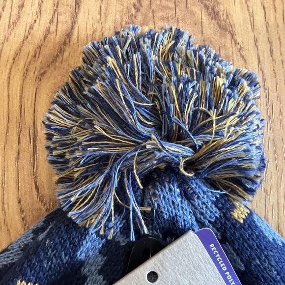 NEW Patagonia Tundra Cluster Knit Powder Town Beanie Hat - Picture 2 of 11